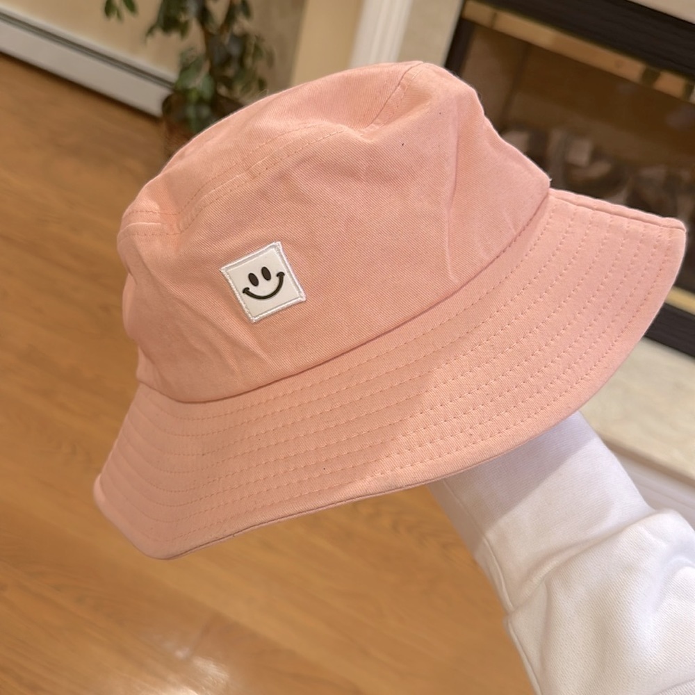 ❤️ 🆕 Smile Face Cotton Bucket Hat Cap Candy Color Stitched bucket hat - Picture 3 of 4